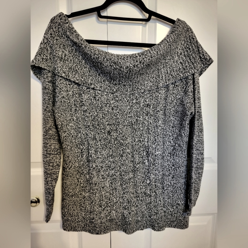 New York & Co Tie-back Sweater